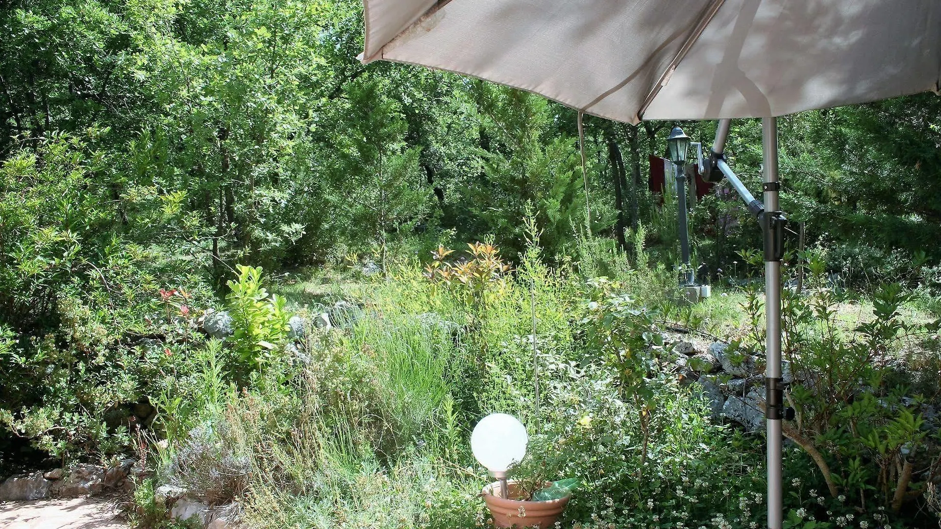 La Courtésié - Charming B&B Saint-Maximin